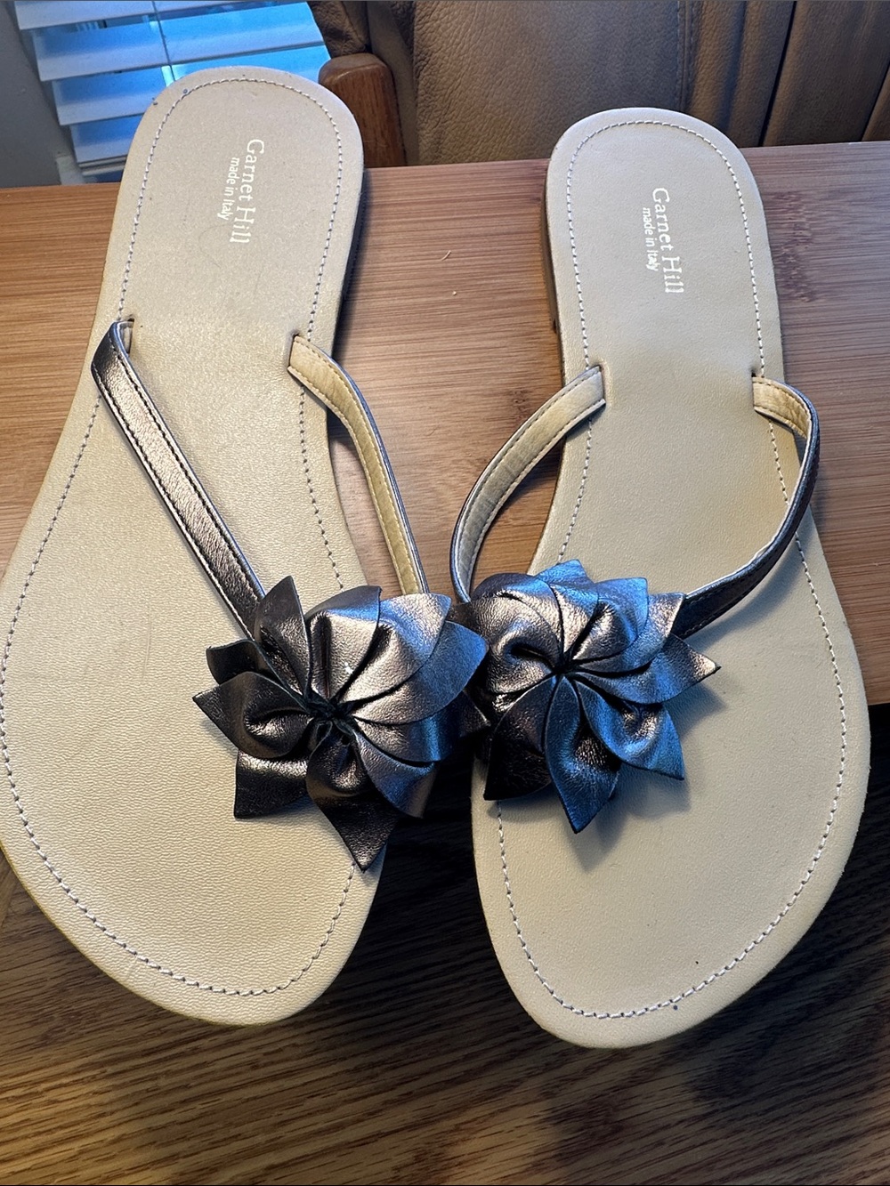 Garnet Hill Bronze Leather Floral Flip Flops Sandals